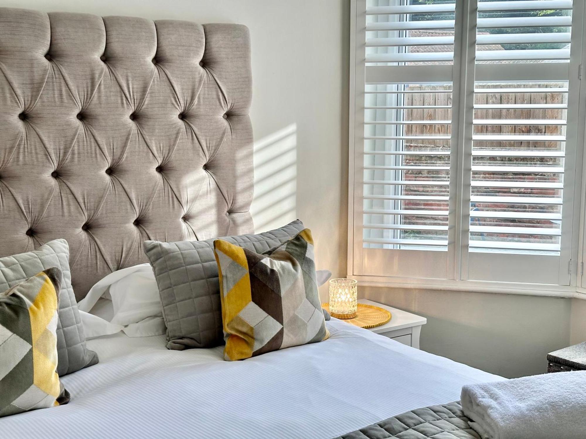 Gillygate Nest With Free Allocated Parking York Buitenkant foto