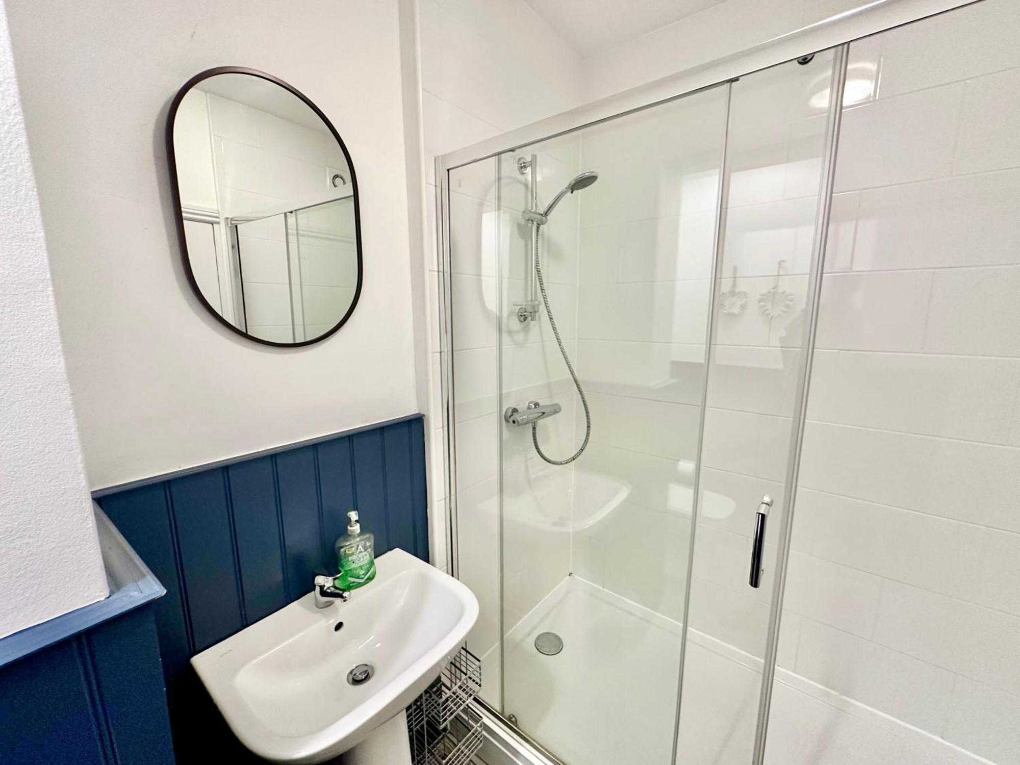 Gillygate Nest With Free Allocated Parking York Buitenkant foto