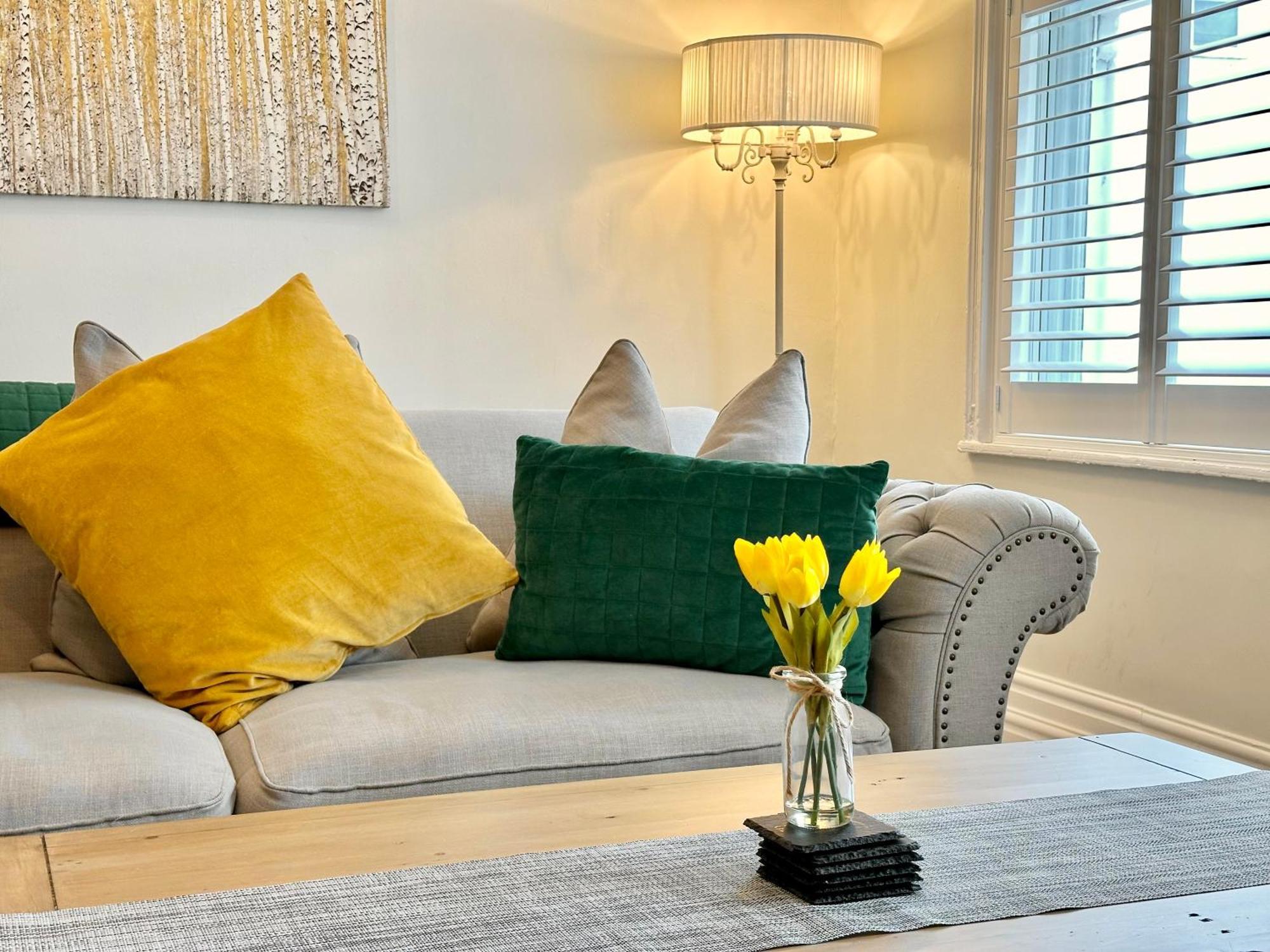 Gillygate Nest With Free Allocated Parking York Buitenkant foto